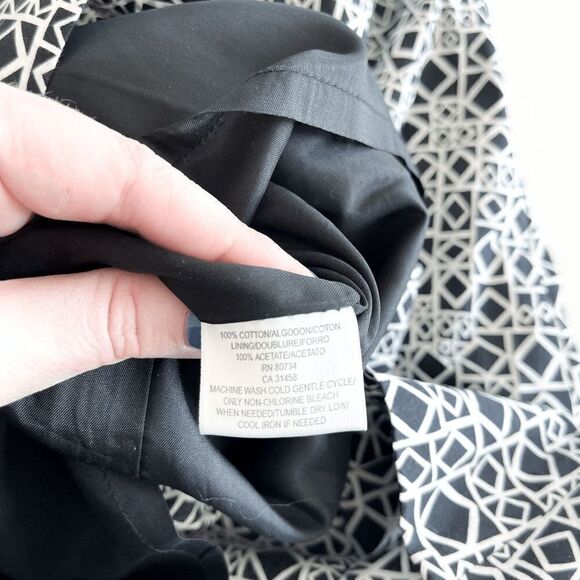 BCBGMAXAZRIA Women's Knee Length Skirt Abstract Black White Size 6 - Picture 6 of 8